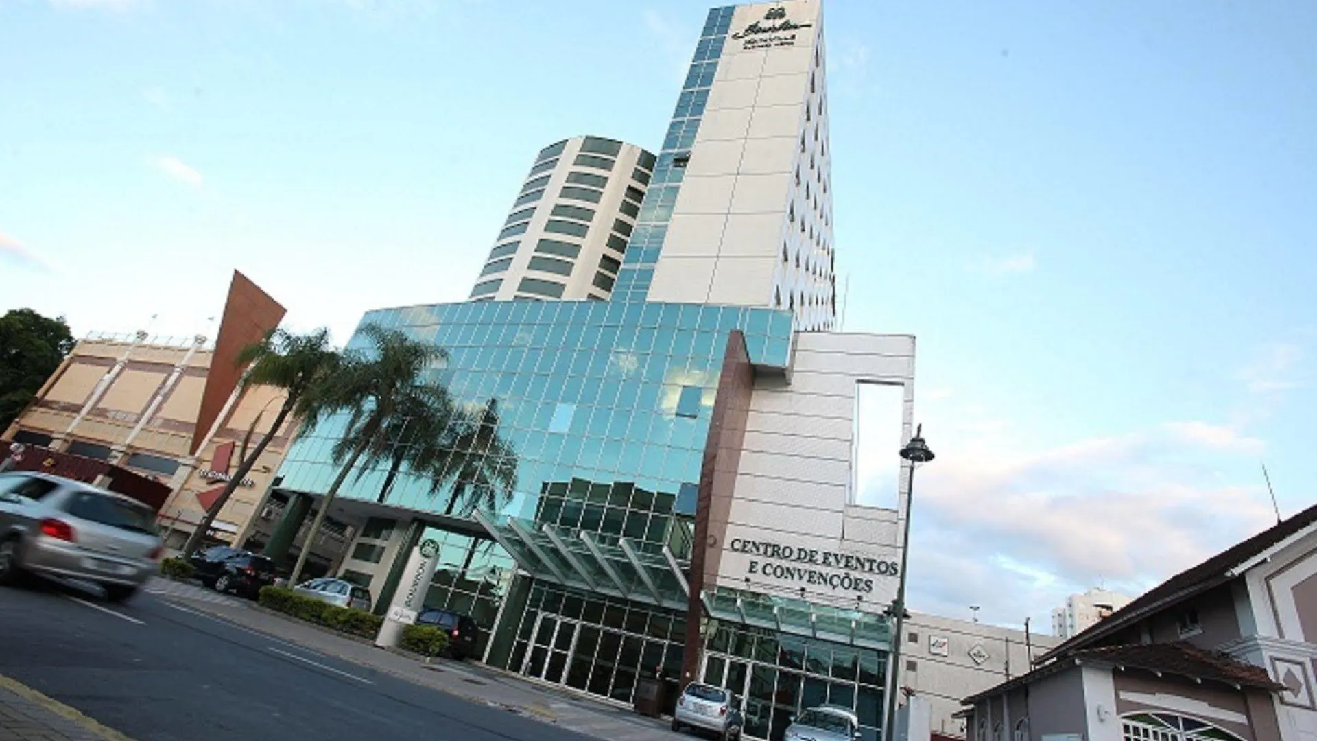 Bourbon Convention Hotel Joinville 4*,